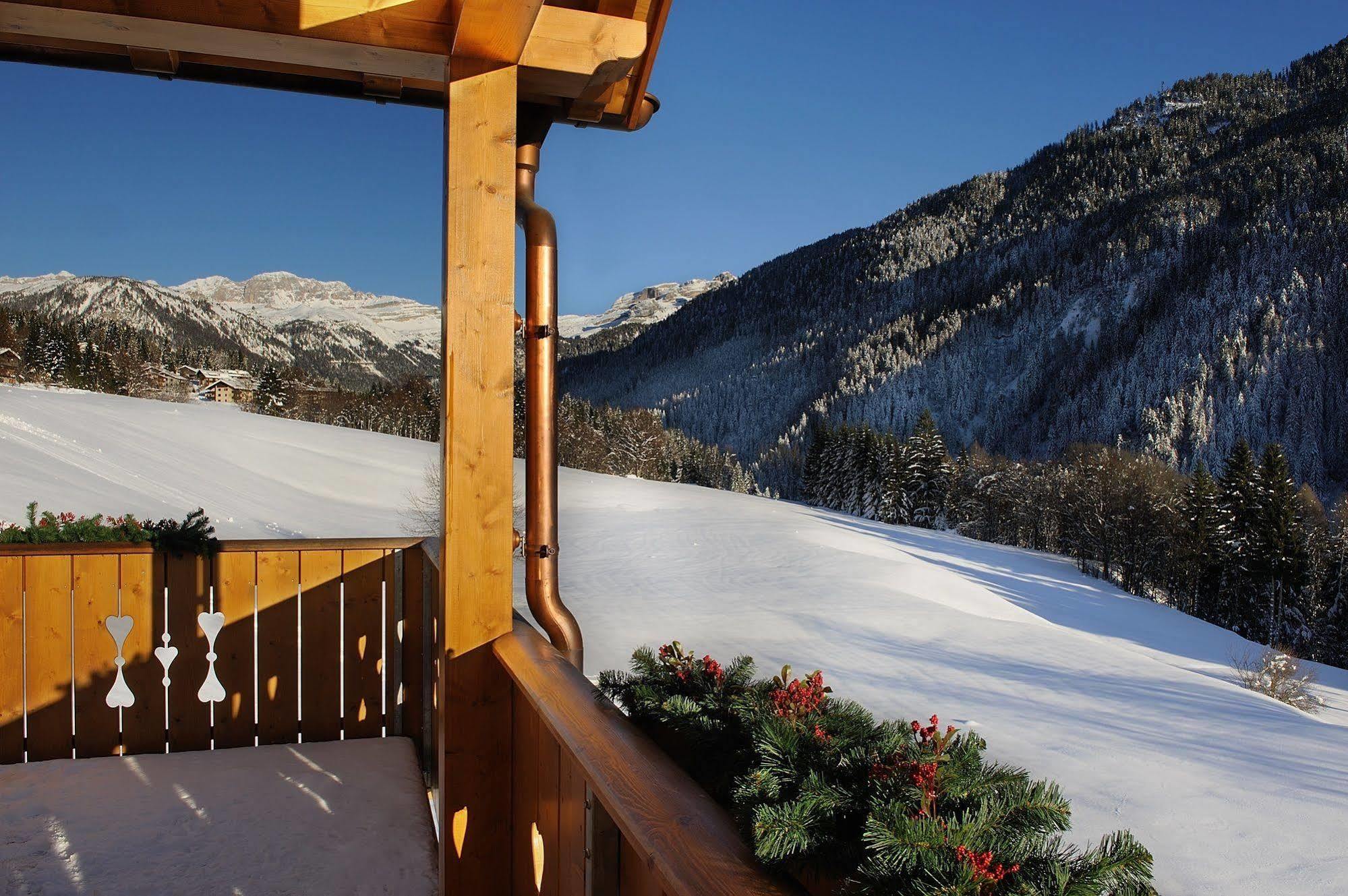 Hotel Garni La Soldanella Madonna di Campiglio Exterior photo